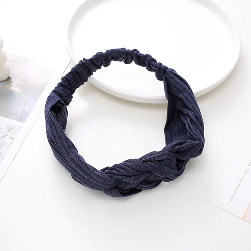 1PC Washing Face Solid Color Splicing Chinese Knot Female Cloth Art Headband Elegant Girls Hair Bands Women's Hair Accessories
1PC Washing Face Solid Color Splicing Chinese Knot Female Cloth Art Headband Elegant Girls Hair Bands Women's Hair Accessories