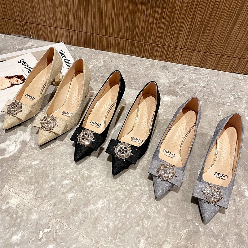 Women's Pumps Pointed Slip On High Heels Women 2021 New Black Square Heel Summer Shoes Woman Casual Gray Banquet Shoe Female
Women's Pumps Pointed Slip On High Heels Women 2021 New Black Square Heel Summer Shoes Woman Casual Gray Banquet Shoe Female