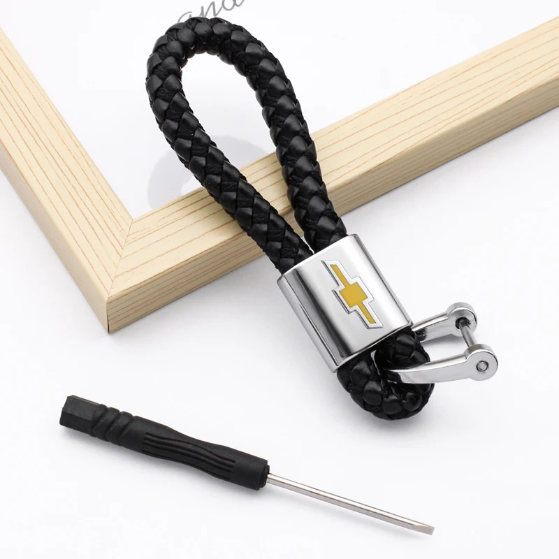 Car Styling Metal Leather Keychain Key Rings For Chevrolet Cruze TRAX Aveo Lova Sail EPICA Captiva Malibu Volt Camaro Cobalt
Car Styling Metal Leather Keychain Key Rings For Chevrolet Cruze TRAX Aveo Lova Sail EPICA Captiva Malibu Volt Camaro Cobalt