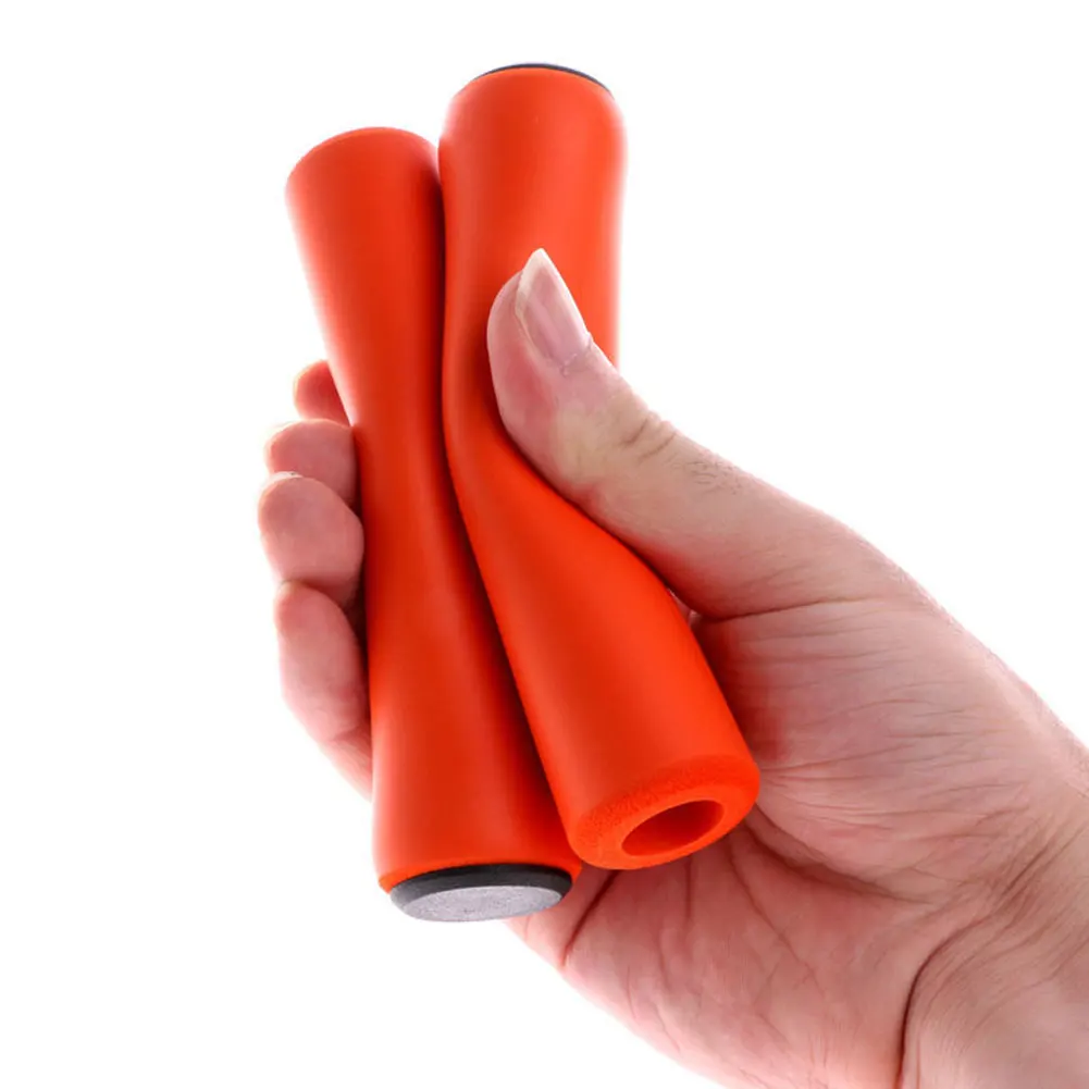 1 Pair Bicycle Grip Silicone Handlebar Ultralight Soft Anti-skid Shock-absorbing Grips Cover Outdoor MTB Cycling Anti-slip Grips
1 Pair Bicycle Grip Silicone Handlebar Ultralight Soft Anti-skid Shock-absorbing Grips Cover Outdoor MTB Cycling Anti-slip Grips