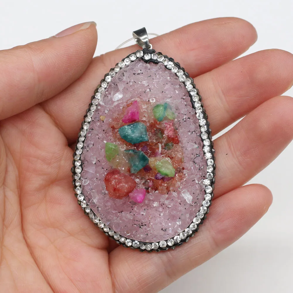 Charm Gravel Stone Pendants Irregular Reiki Heal Resin filled Pendant for Fashion Jewelry Making DIY Necklace Gift 
Charm Gravel Stone Pendants Irregular Reiki Heal Resin filled Pendant for Fashion Jewelry Making DIY Necklace Gift