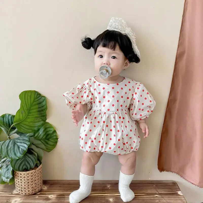 2021 Summer New Red Dot Print Bodysuit For Baby Girl Clothes Cute Puff Sleeve Princess Toddler Jumpsuit Newborn Onesie 0-24M 
2021 Summer New Red Dot Print Bodysuit For Baby Girl Clothes Cute Puff Sleeve Princess Toddler Jumpsuit Newborn Onesie 0-24M