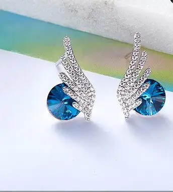 UXN123 925silver Wedding Eardrop For Women Simulated Jewelry Engagement Eardrop Accessories
UXN123 925silver Wedding Eardrop For Women Simulated Jewelry Engagement Eardrop Accessories