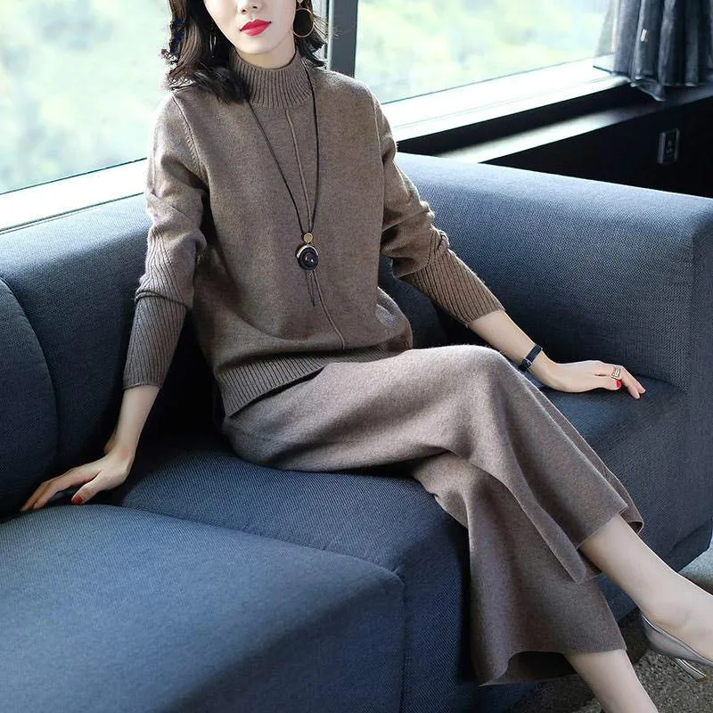 2021 Elegant Womens Suits Long Sleeve Pullover and Elastic Waist Trousers 2 Piece Outfits Casual Ladies Knitted Set Y214
2021 Elegant Womens Suits Long Sleeve Pullover and Elastic Waist Trousers 2 Piece Outfits Casual Ladies Knitted Set Y214