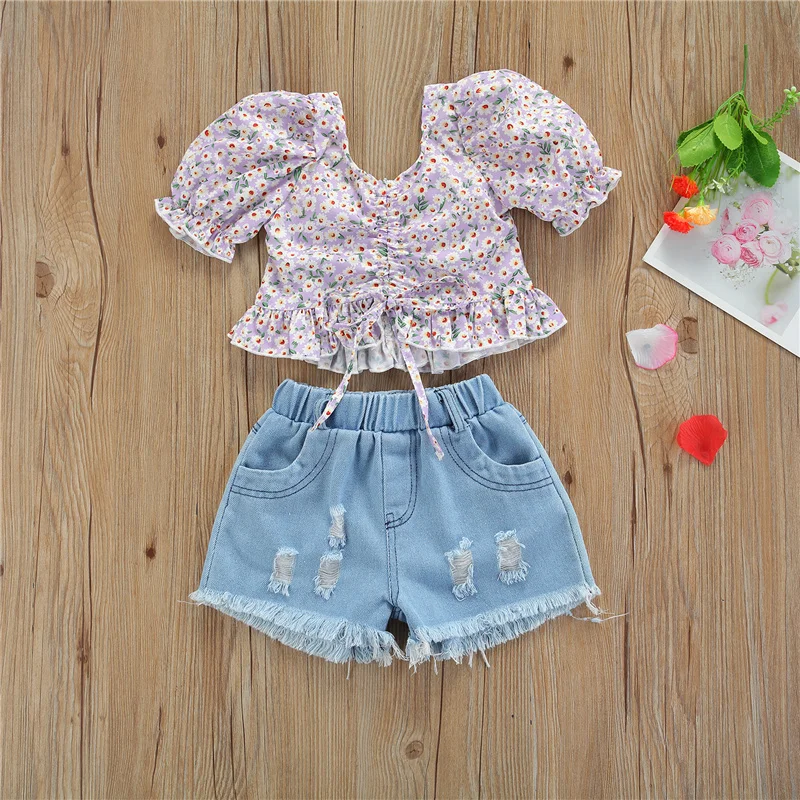 Girl 2 Piece Set Fashion Short Sleeve Floral Lace Up Ruffle Summer Crop Tops and Denim Ripped Shorts for Summer 1-7 Years
Girl 2 Piece Set Fashion Short Sleeve Floral Lace Up Ruffle Summer Crop Tops and Denim Ripped Shorts for Summer 1-7 Years