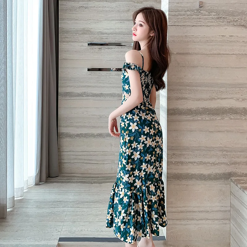 Women Summer 2020 Sexy Dress Ladies Floral Ankle-Length Dresses Vestidos Spaghetti Strap Backless Dress Ruffles off-the-shoulder
Women Summer 2020 Sexy Dress Ladies Floral Ankle-Length Dresses Vestidos Spaghetti Strap Backless Dress Ruffles off-the-shoulder