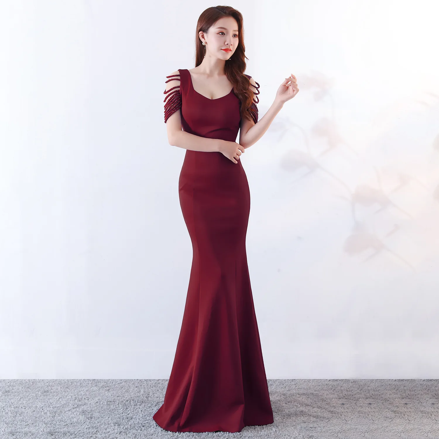 Sladuo 2021 New Summer Women Long Mermaid Dress Sexy Hollow Out Club Celebrity Runway Party Dresses
Sladuo 2021 New Summer Women Long Mermaid Dress Sexy Hollow Out Club Celebrity Runway Party Dresses