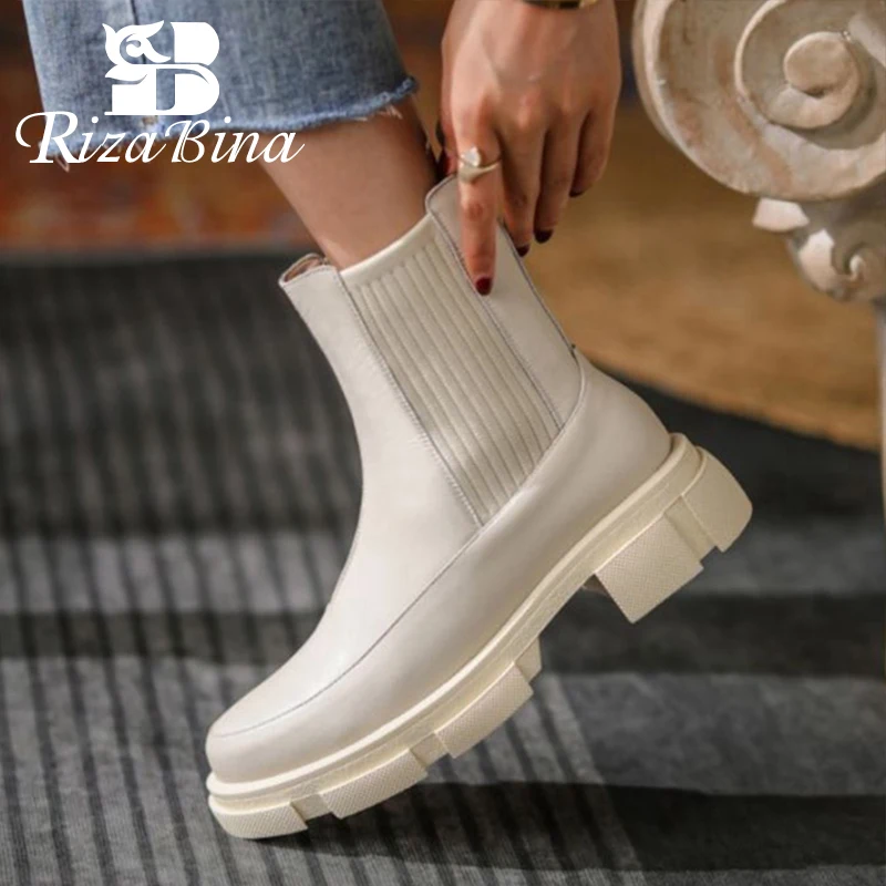 RizaBina Genuine Leather Women Ankle Boots Shoes Slip On Mixed Color Winter Fashion Cool Outdoor Ladies Footwear Size 34-40
RizaBina Genuine Leather Women Ankle Boots Shoes Slip On Mixed Color Winter Fashion Cool Outdoor Ladies Footwear Size 34-40