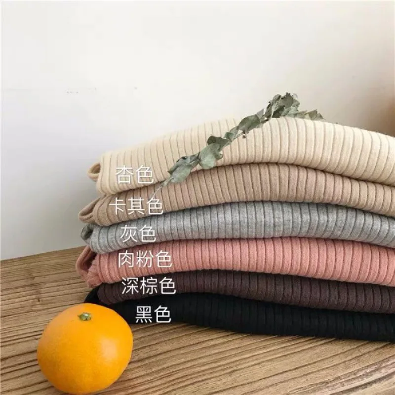 2021 basic v-neck solid spring autumn Sweater Pullover Women Female Knitted sweater slim long sleeve badycon sweater cheap 
2021 basic v-neck solid spring autumn Sweater Pullover Women Female Knitted sweater slim long sleeve badycon sweater cheap