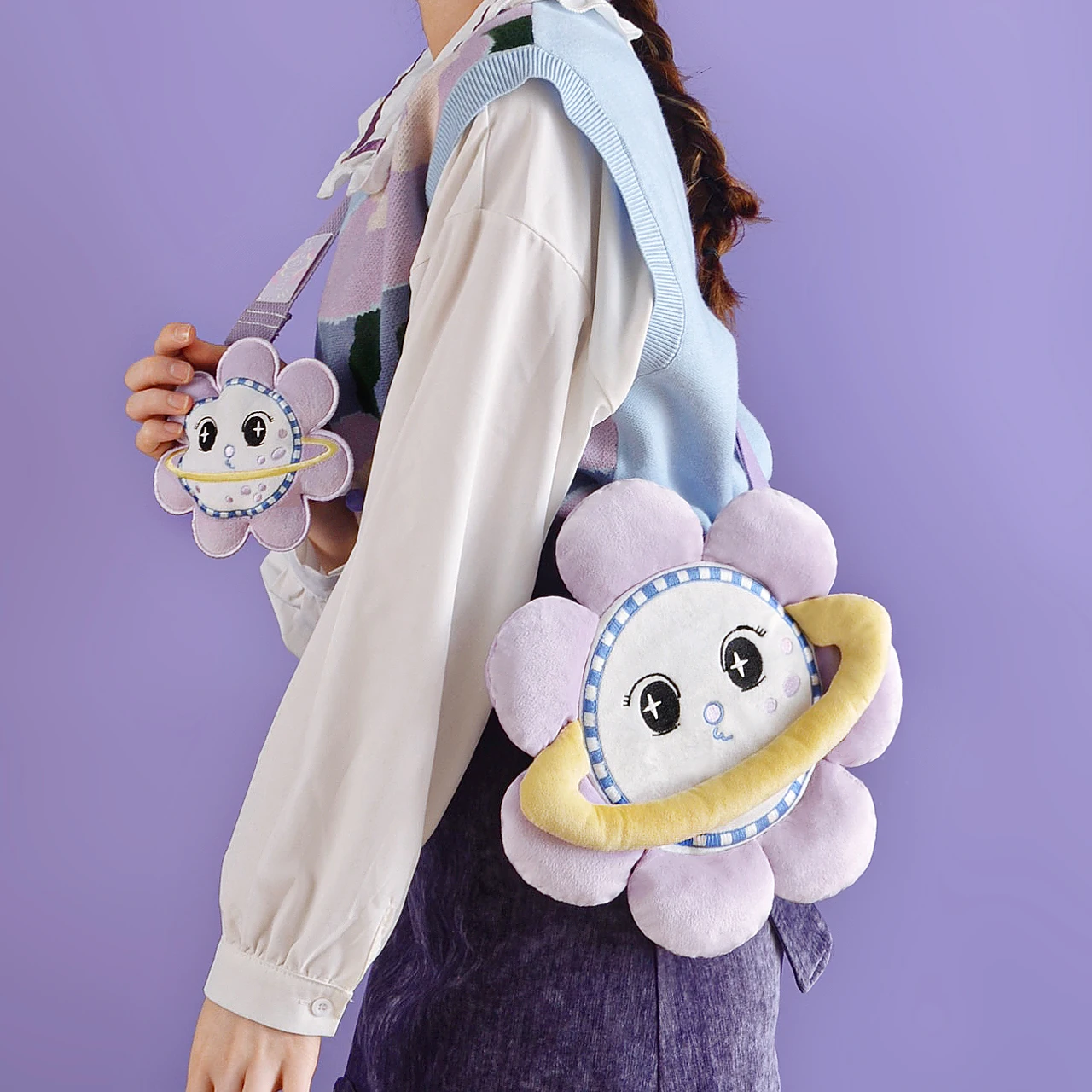 Three-dimensional Flower Bag Lolita Women Cute Shoulder bag Autumn Winter College Style Plush Pendant Messenger Bag Girls Gift
Three-dimensional Flower Bag Lolita Women Cute Shoulder bag Autumn Winter College Style Plush Pendant Messenger Bag Girls Gift