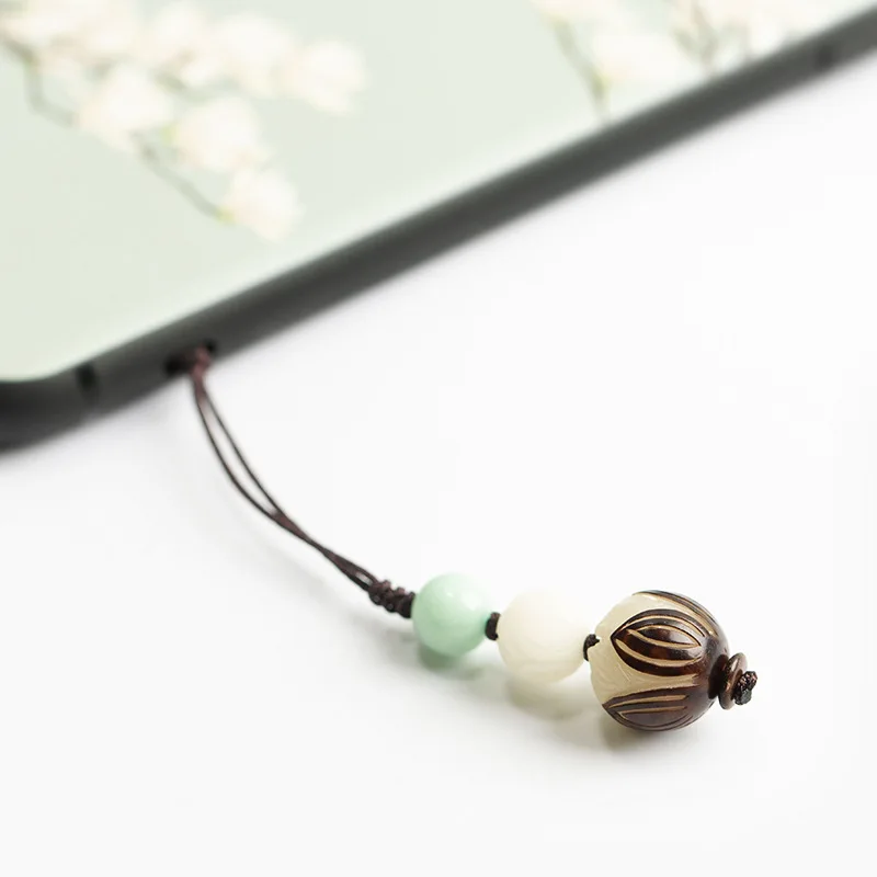 Chinese elements handmade natural bodhi carving lotus mobile phone chain u disk pendant accessories lanyard bag small pendant
Chinese elements handmade natural bodhi carving lotus mobile phone chain u disk pendant accessories lanyard bag small pendant
