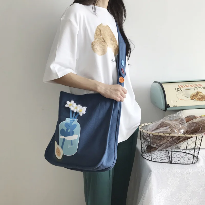 Fashion Versatile Three Color Button Adjustable College Sail Cloth Simple Slant Span Shoulder Bag Women Handbag Direct Supply
Fashion Versatile Three Color Button Adjustable College Sail Cloth Simple Slant Span Shoulder Bag Women Handbag Direct Supply
