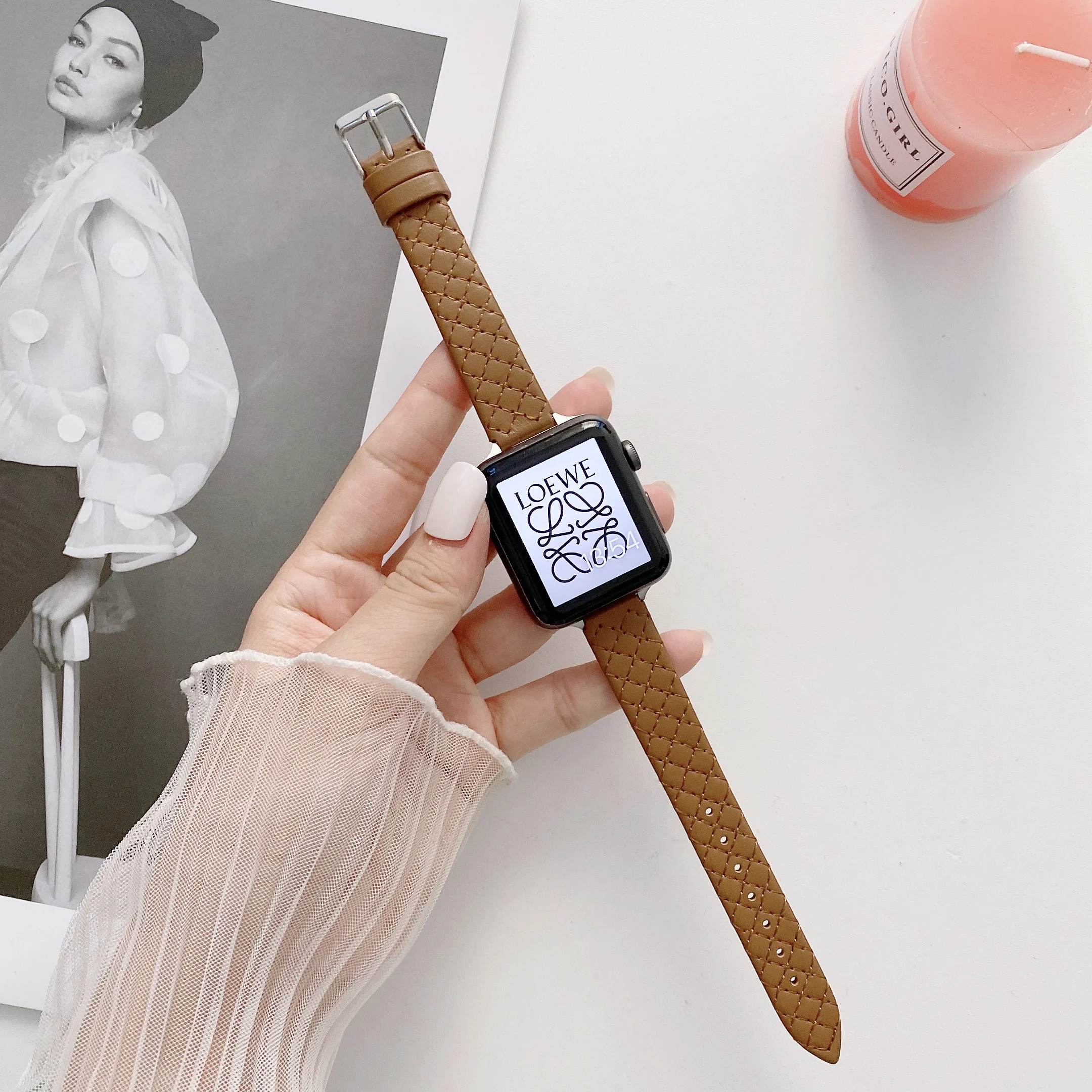 Lady Correa Strap for Apple Watch Series 7 6 5 4 3 2 SE Band Genuine Leather Bracelet Apple Watch 45 41 44 40 42 38 for iWatch
Lady Correa Strap for Apple Watch Series 7 6 5 4 3 2 SE Band Genuine Leather Bracelet Apple Watch 45 41 44 40 42 38 for iWatch
