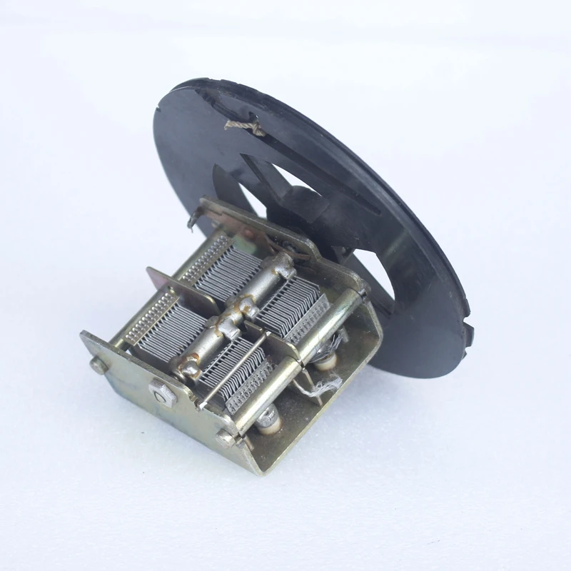 Disassemble 2x20PF-510PF Double Adjustable Variable Capacitor with Wire Reel Radio
Disassemble 2x20PF-510PF Double Adjustable Variable Capacitor with Wire Reel Radio