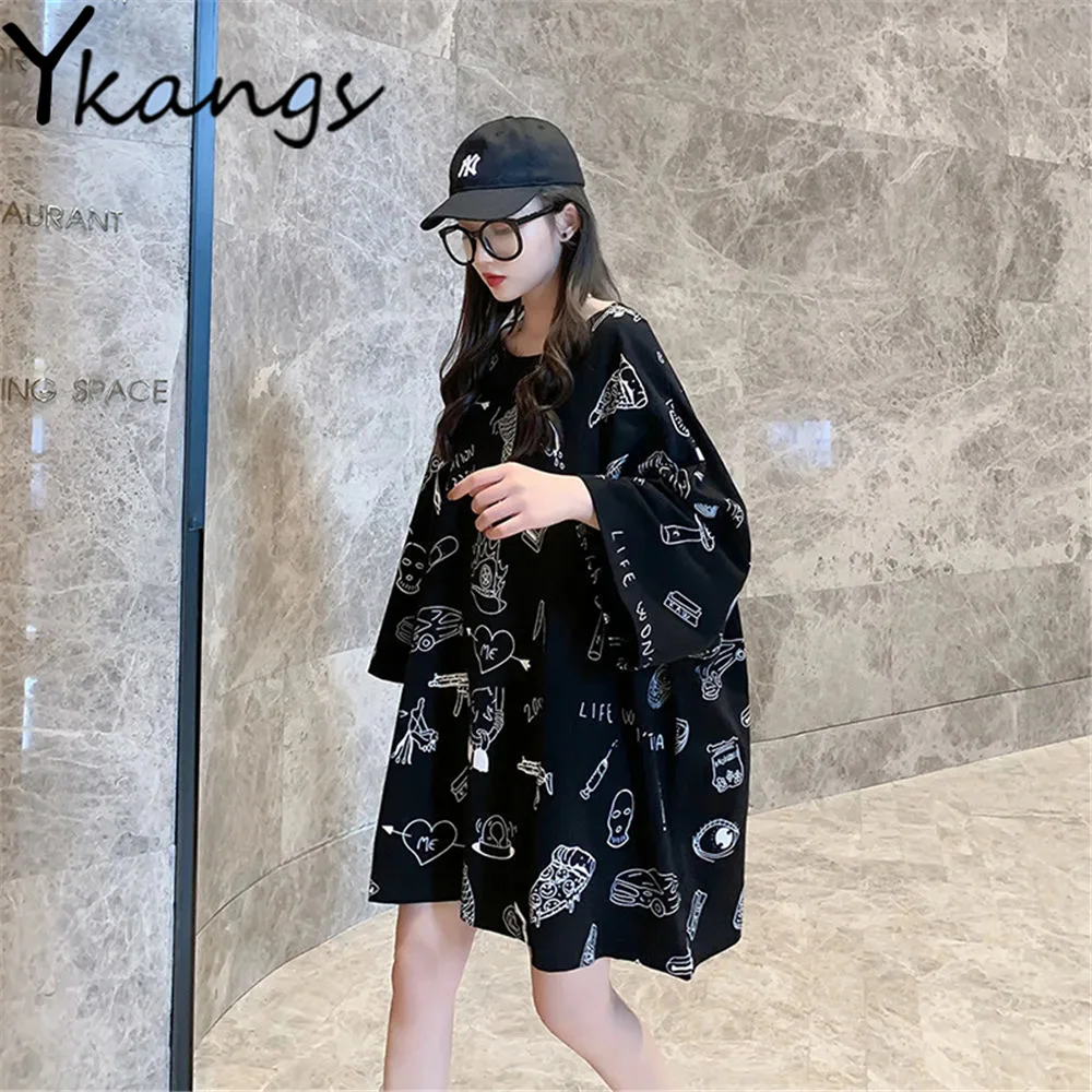 Harajuku Printing Oversize T-Shirt Bf Loose Cool Design Half Sleeve Gothic Black Casual Tops Summer Korean New Women Streetwear
Harajuku Printing Oversize T-Shirt Bf Loose Cool Design Half Sleeve Gothic Black Casual Tops Summer Korean New Women Streetwear