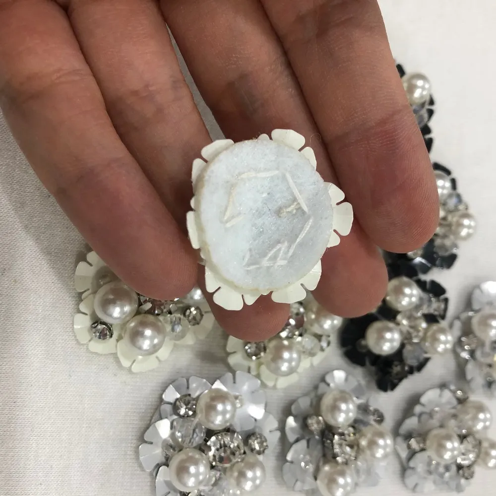 crystals and pearls Sequin foral Handmade Sewing Patch for Shoes Bags Garment Accessories, craft making
crystals and pearls Sequin foral Handmade Sewing Patch for Shoes Bags Garment Accessories, craft making