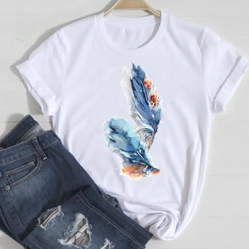 Summer Vintage Clothes Feather Printed T-shirts Women Oversize Tshirts Short Sleeve Tees All-match Ladies Tshirt Aesthetic
Summer Vintage Clothes Feather Printed T-shirts Women Oversize Tshirts Short Sleeve Tees All-match Ladies Tshirt Aesthetic