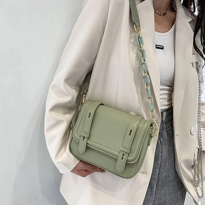 Female Shoulder Bag Small New Youth Crossbody Bag Green With Chain Designer Artificial Leather Daily Bag Square Summer All-match
Female Shoulder Bag Small New Youth Crossbody Bag Green With Chain Designer Artificial Leather Daily Bag Square Summer All-match