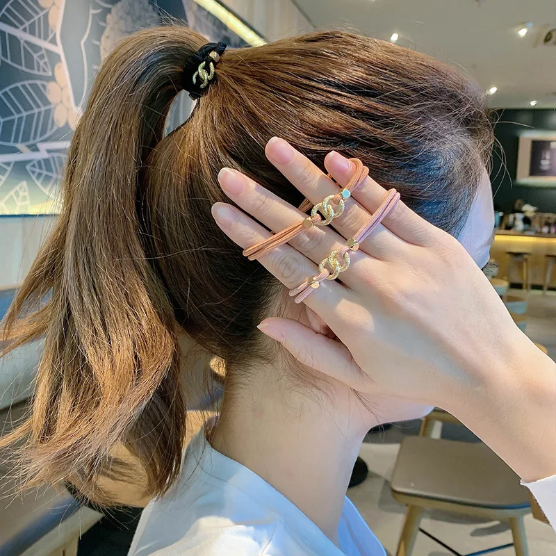 Korea Simplicitys Elastic Hair Bands Female Hair Rope Horsetail Rubber Band Bracelet Dual Purpose Ins Hair Ties for girls
Korea Simplicitys Elastic Hair Bands Female Hair Rope Horsetail Rubber Band Bracelet Dual Purpose Ins Hair Ties for girls