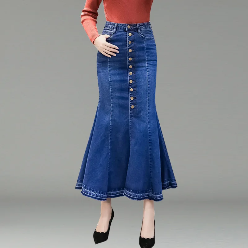 longue en jean taille haute pour femmes, avec boutons, longueur mi-mollet, style sirene, matiere non extensible, collection ete
longue en jean taille haute pour femmes, avec boutons, longueur mi-mollet, style sirene, matiere non extensible, collection ete