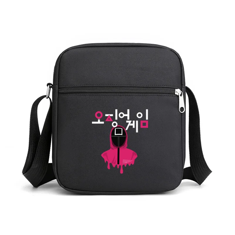 Женская сумка-мессенджер из ткани «Оксфорд» 
Женская сумка-мессенджер из ткани «Оксфорд»