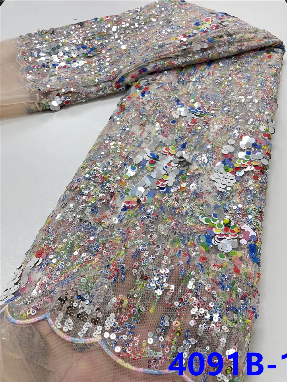 NI.AI Sequins Tulle Lace African Lace Fabric 2021 Beautiful High Quality French Lace Fabrics 5 Yards For Wedding Dress 4091B
NI.AI Sequins Tulle Lace African Lace Fabric 2021 Beautiful High Quality French Lace Fabrics 5 Yards For Wedding Dress 4091B