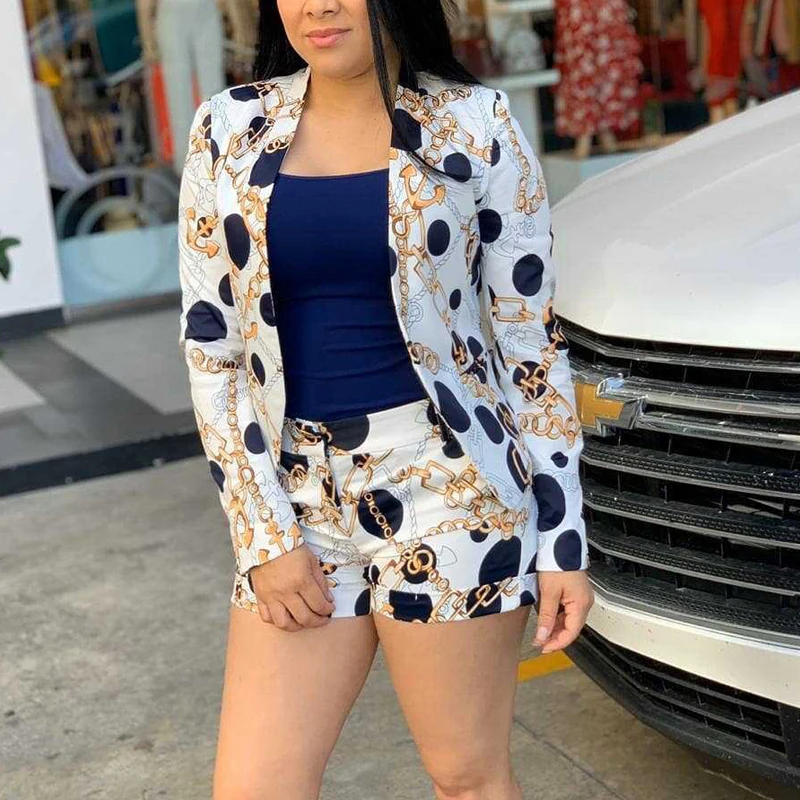 Casual Women Vinatge Chain Printed Blazer Top and Shorts Set Elegant Office Ladies Suits Women Workwear Two Pieces Set
Casual Women Vinatge Chain Printed Blazer Top and Shorts Set Elegant Office Ladies Suits Women Workwear Two Pieces Set
