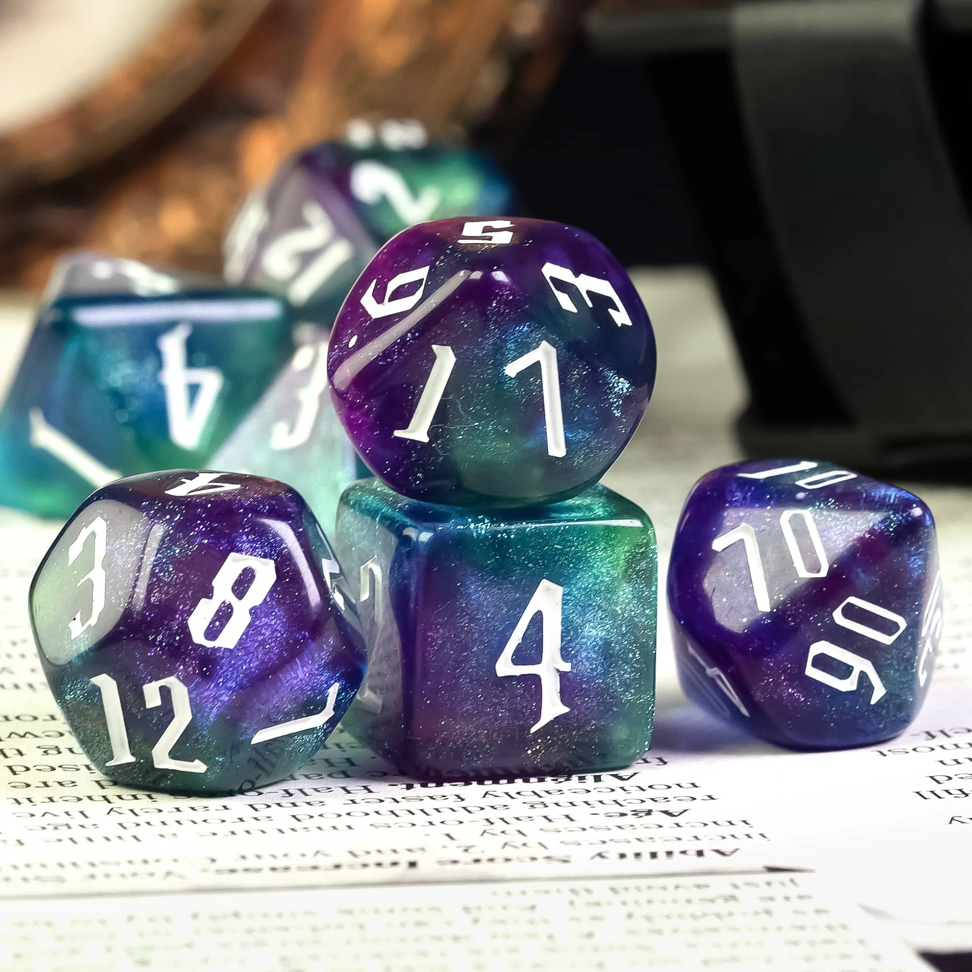 7Pcs/Set Blue DND Dice D&D Dice D4 D6 D8 D10 D% D12 D20 Polyhedral Games Dice Set for Table Games MTG RPG
7Pcs/Set Blue DND Dice D&D Dice D4 D6 D8 D10 D% D12 D20 Polyhedral Games Dice Set for Table Games MTG RPG