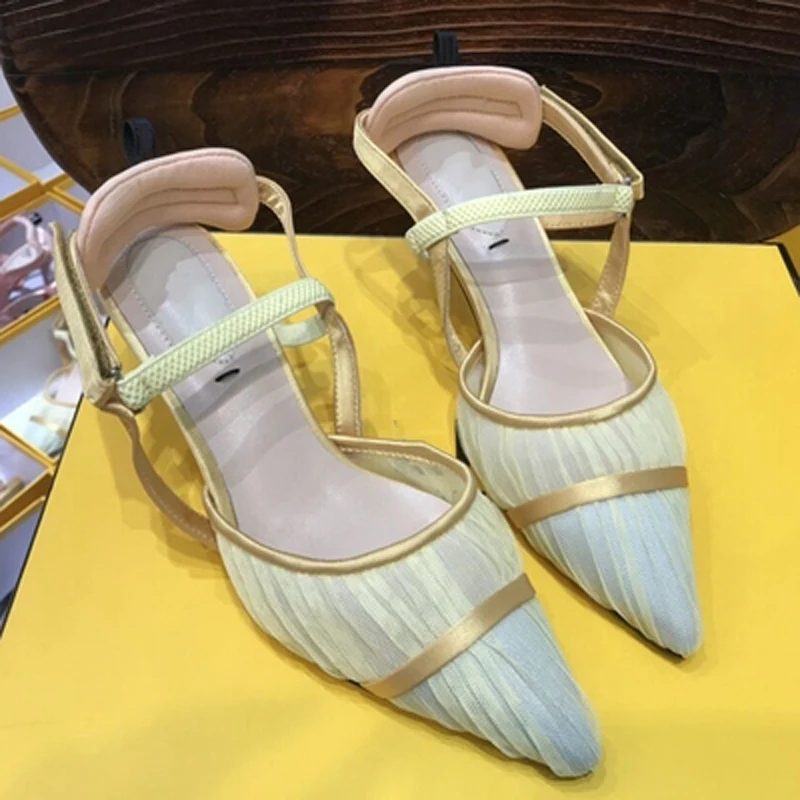 Mesh Pointed Toe High-heeled Sandals Women Summer Stiletto Hollow Ladies Style Shallow Mouth Pumps Shoes
Mesh Pointed Toe High-heeled Sandals Women Summer Stiletto Hollow Ladies Style Shallow Mouth Pumps Shoes
