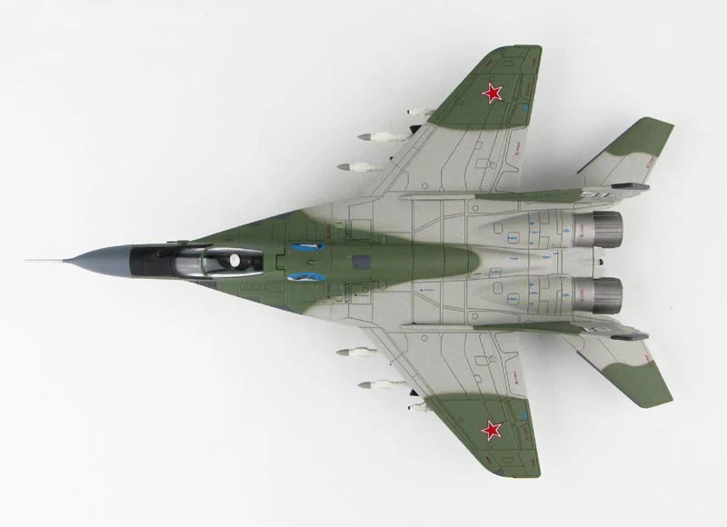 fine 1 / 72 Russian mig-29c fighter Balisoglibus base h6501 Alloy collection model
fine 1 / 72 Russian mig-29c fighter Balisoglibus base h6501 Alloy collection model