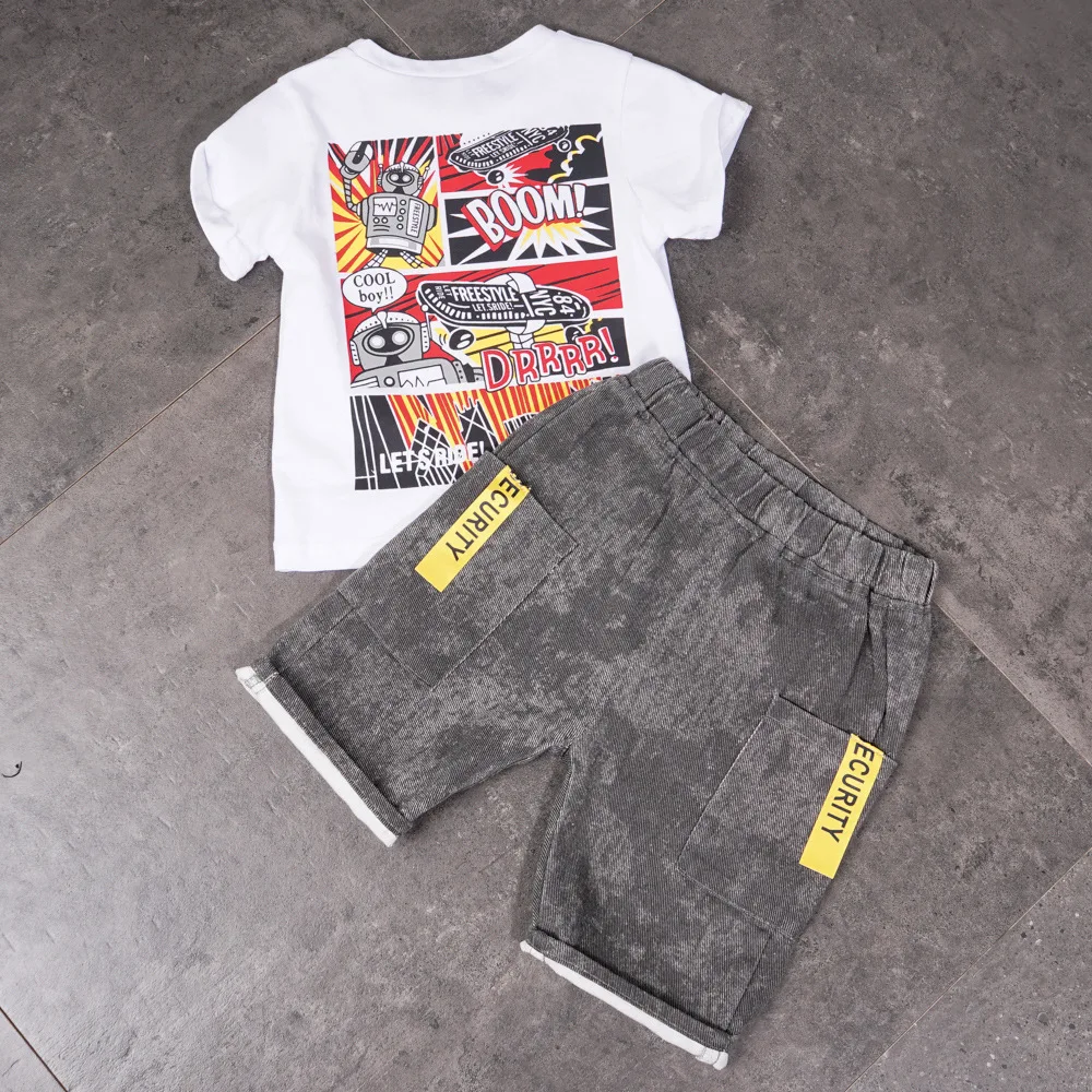 Baby boy Clothing Sets For Children Clothing Sets 2020 Summer Cartoon Kids Boys Black white letter short sleeve T-shirt set 2-7Y
Baby boy Clothing Sets For Children Clothing Sets 2020 Summer Cartoon Kids Boys Black white letter short sleeve T-shirt set 2-7Y