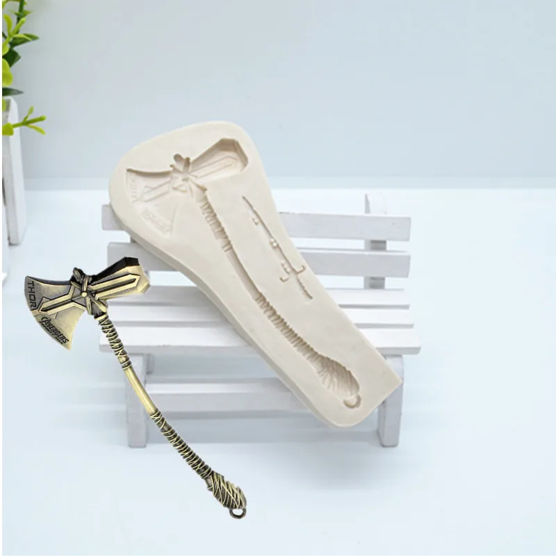 Luyou 1pc ax cake silicone mold fondant lace mold Birthday cake decorating tools chocolate gumpaste mold FM1902
Luyou 1pc ax cake silicone mold fondant lace mold Birthday cake decorating tools chocolate gumpaste mold FM1902