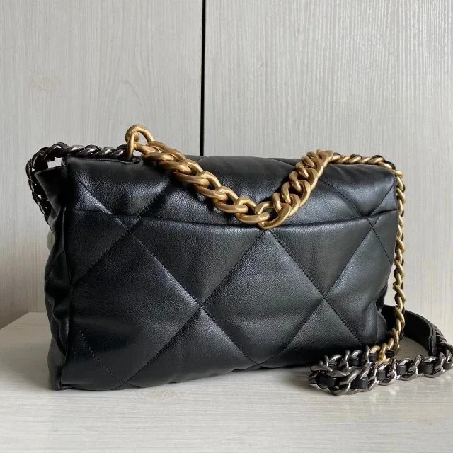 Top Quality Genuine Leather bags famous brand luxury handbags designer 19bag soft crossbody fashion bags for women 2021 shoulder
Top Quality Genuine Leather bags famous brand luxury handbags designer 19bag soft crossbody fashion bags for women 2021 shoulder