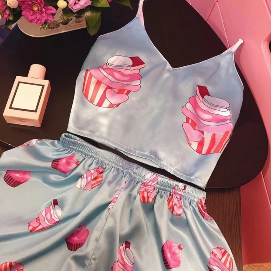 Police Print Pajama Sets Pattern Women Pajamas Strap Sleeveless Sexy Sleepwear Set Female Summer Night Wear Home Suit 
Police Print Pajama Sets Pattern Women Pajamas Strap Sleeveless Sexy Sleepwear Set Female Summer Night Wear Home Suit