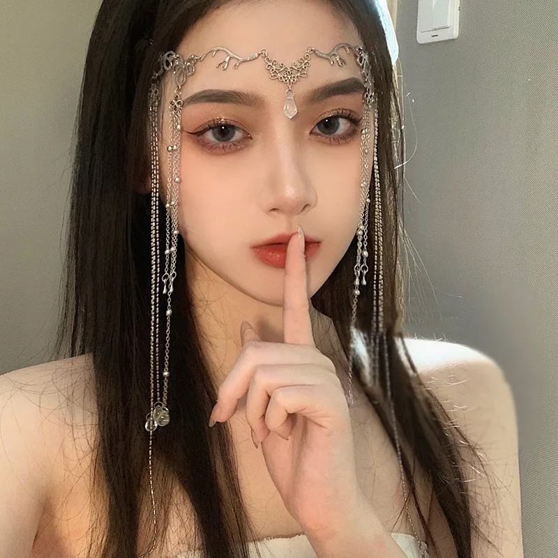 Гребень для волос, тиара длинные кисточки кристаллы, 1 шт. 
Гребень для волос, тиара длинные кисточки кристаллы, 1 шт.