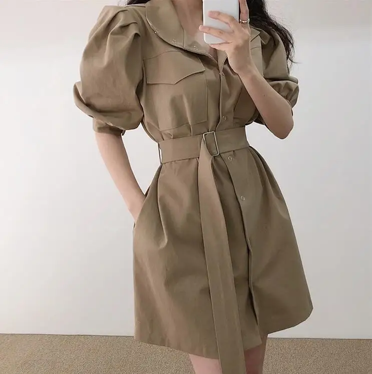 Daily Ritual Women's Soft Dress Summer Cargo Dresses High Waist Pockets Single Breasted Puff Sleeve Casual Lace up Mini Dress
Daily Ritual Women's Soft Dress Summer Cargo Dresses High Waist Pockets Single Breasted Puff Sleeve Casual Lace up Mini Dress