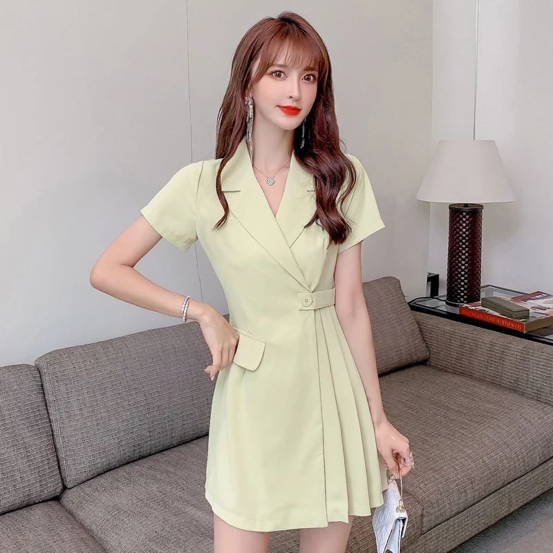Women A-line V-neck Button Solid Stitching Pleated Women Dress Belt Female Long Sleeves Vestido Office Notched Mini Blazer Dress
Women A-line V-neck Button Solid Stitching Pleated Women Dress Belt Female Long Sleeves Vestido Office Notched Mini Blazer Dress
