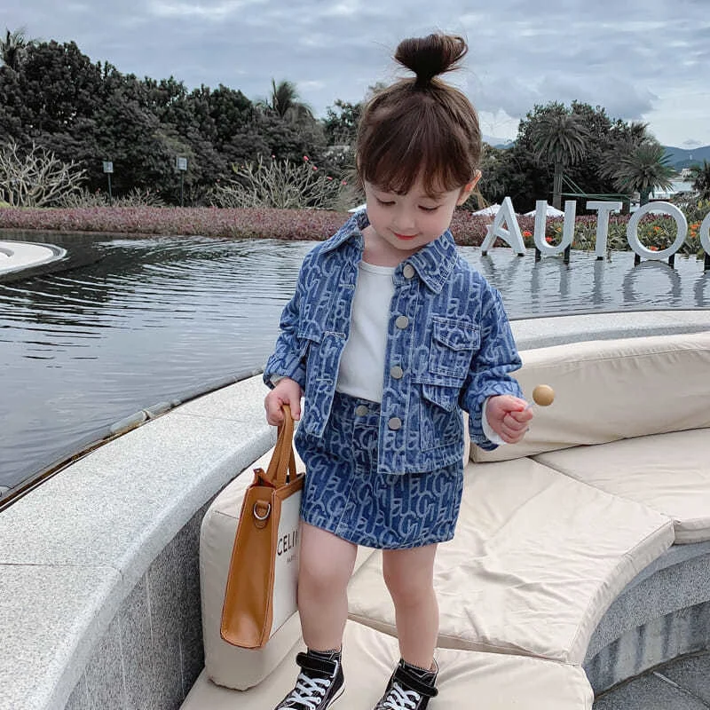 2021 Girls Spring 2pcs Sets Denim Jackets Coat Denim Skirt Korean Children Clothing Set Suit Baby Girl Kids Clothes Autumn
2021 Girls Spring 2pcs Sets Denim Jackets Coat Denim Skirt Korean Children Clothing Set Suit Baby Girl Kids Clothes Autumn