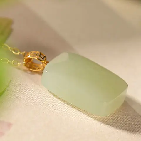 S925 Sterling Silver Coin Pendant Natural Hetian Jade Lucky Pendant Gray Jade Pendant Safe Ornament for Women
S925 Sterling Silver Coin Pendant Natural Hetian Jade Lucky Pendant Gray Jade Pendant Safe Ornament for Women