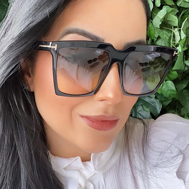 2020 New Luxury Brand Gradient Sunglasses For Women Vintage Elegant Oversized Square Sun Glasses Men Black Goggle Shades
2020 New Luxury Brand Gradient Sunglasses For Women Vintage Elegant Oversized Square Sun Glasses Men Black Goggle Shades