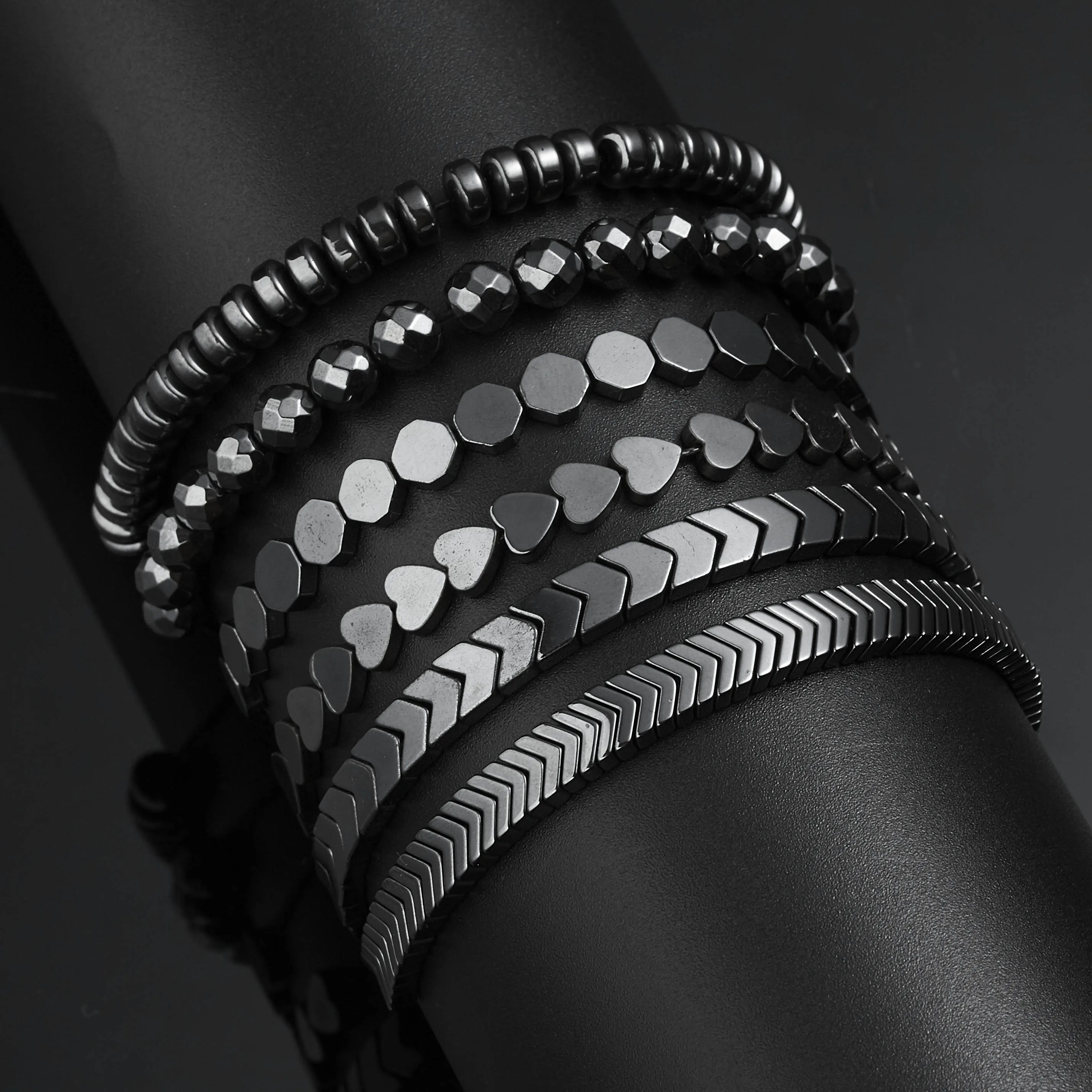 Effective Power Therapy Magnets Magnetite Bracelets Heart Arrow Round Healthy Magnetic Bracelet Women Men Health Care Jewelry
Effective Power Therapy Magnets Magnetite Bracelets Heart Arrow Round Healthy Magnetic Bracelet Women Men Health Care Jewelry