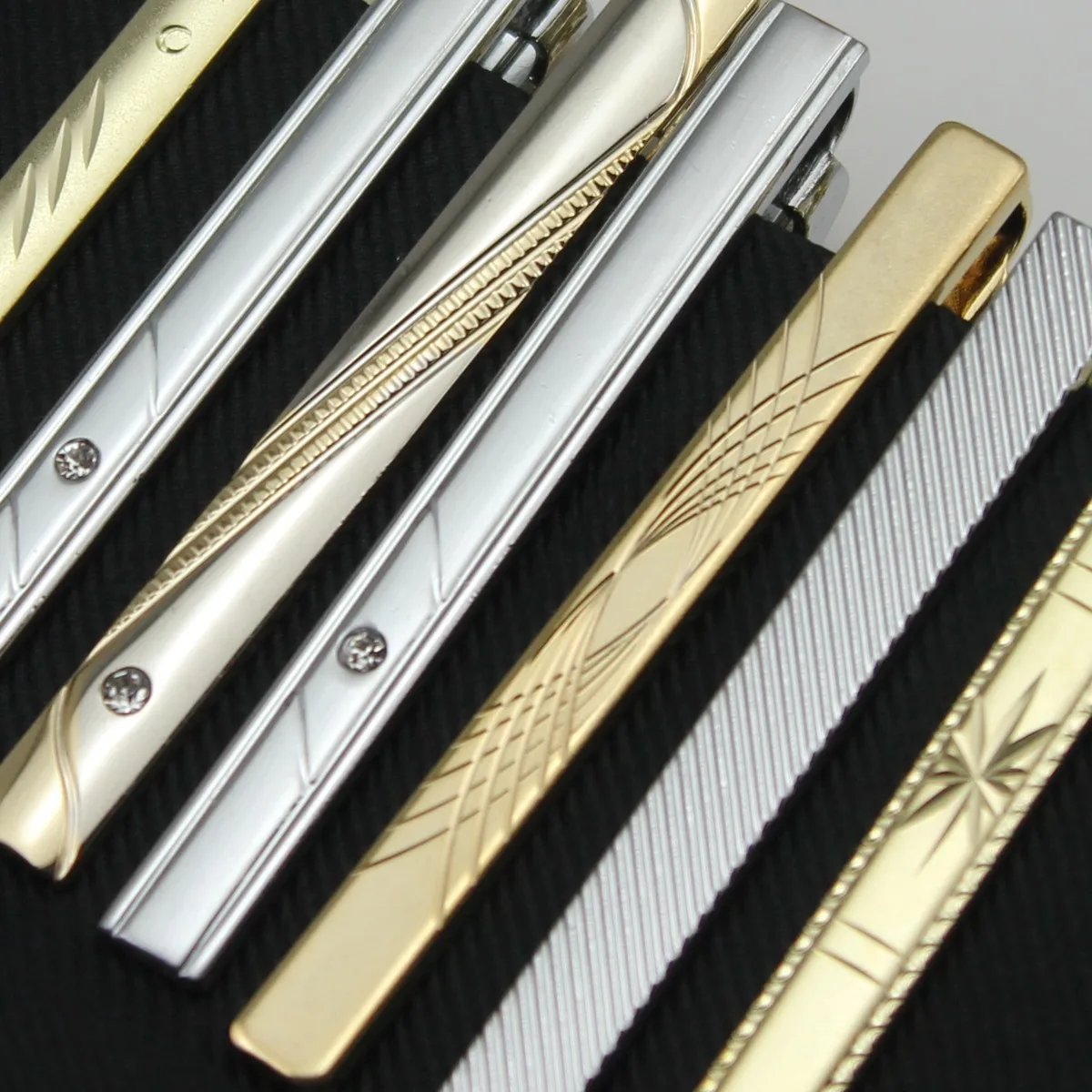 Men Formal Wear Gold And Silver Tie Clip Stainless Alloy Formal Business Causal Prom Gift
Men Formal Wear Gold And Silver Tie Clip Stainless Alloy Formal Business Causal Prom Gift