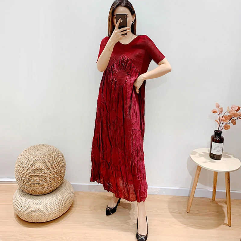 issey miyake pleated woman dress summer 2021 new loose slimming French large silk cotton plus size ruched long skirt
issey miyake pleated woman dress summer 2021 new loose slimming French large silk cotton plus size ruched long skirt
