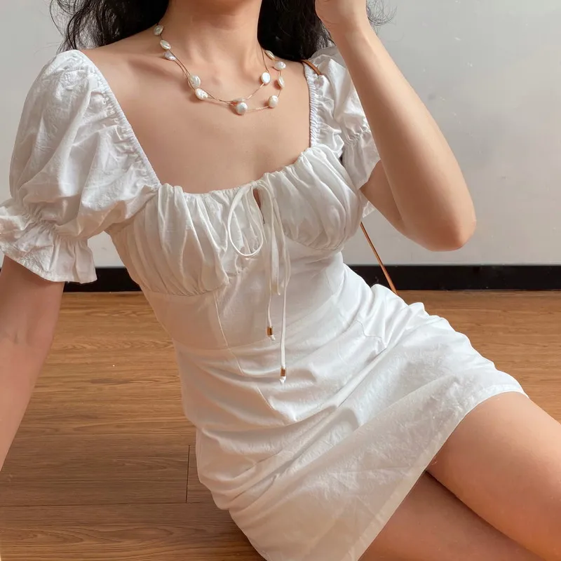 Summer French Retro Boho Tie Neck Mini Sexy White Women Dress Elegant Puff Sleeve Y2k Casual Party Beach Light Dresses Robe
Summer French Retro Boho Tie Neck Mini Sexy White Women Dress Elegant Puff Sleeve Y2k Casual Party Beach Light Dresses Robe