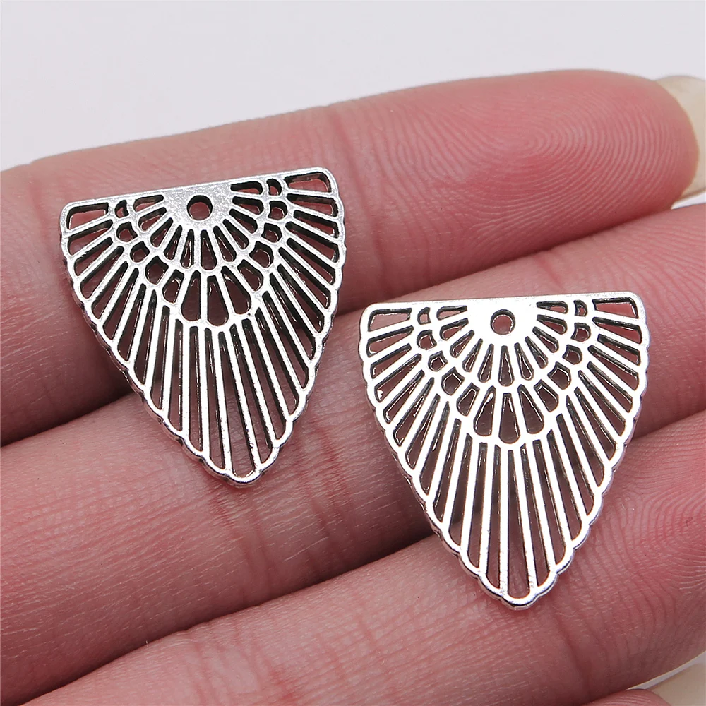 WYSIWYG 10pcs Jewelry Findings Handmade Craft Hollow Earrings Pendant Charms Antique Silver Color 21x22mm
WYSIWYG 10pcs Jewelry Findings Handmade Craft Hollow Earrings Pendant Charms Antique Silver Color 21x22mm