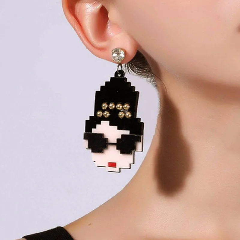 Vintage Funny Girl With Sunglasses Acrylic Drop Earrings For Women Cute Long Dangle Earring Night Club Party Fashion Jewlry Gift
Vintage Funny Girl With Sunglasses Acrylic Drop Earrings For Women Cute Long Dangle Earring Night Club Party Fashion Jewlry Gift