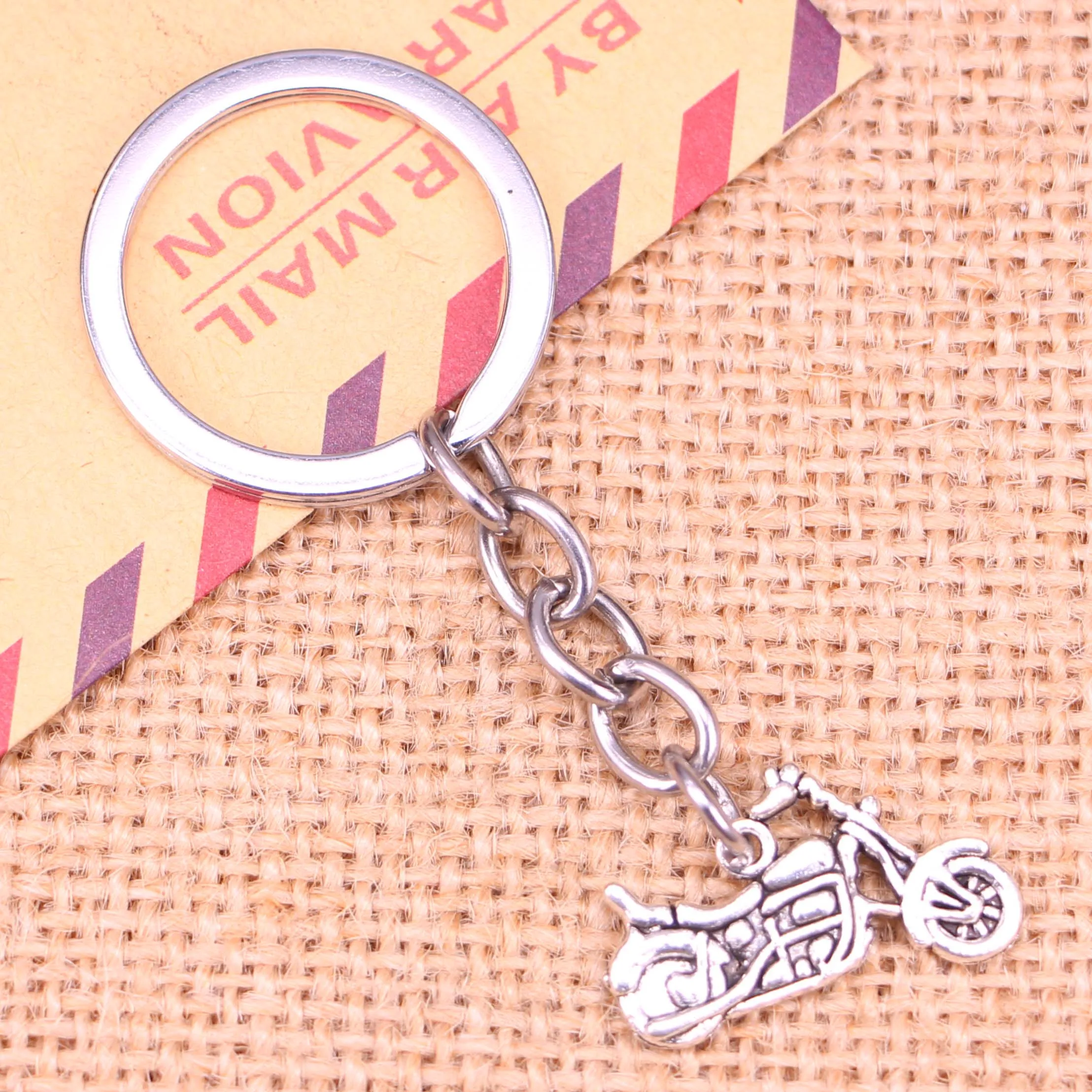 20pcs Fashion Keychain 14x25mm motorcycle scooter autocycle Pendants DIY Men Jewelry Car Key Chain Ring Holder Souvenir For Gift
20pcs Fashion Keychain 14x25mm motorcycle scooter autocycle Pendants DIY Men Jewelry Car Key Chain Ring Holder Souvenir For Gift
