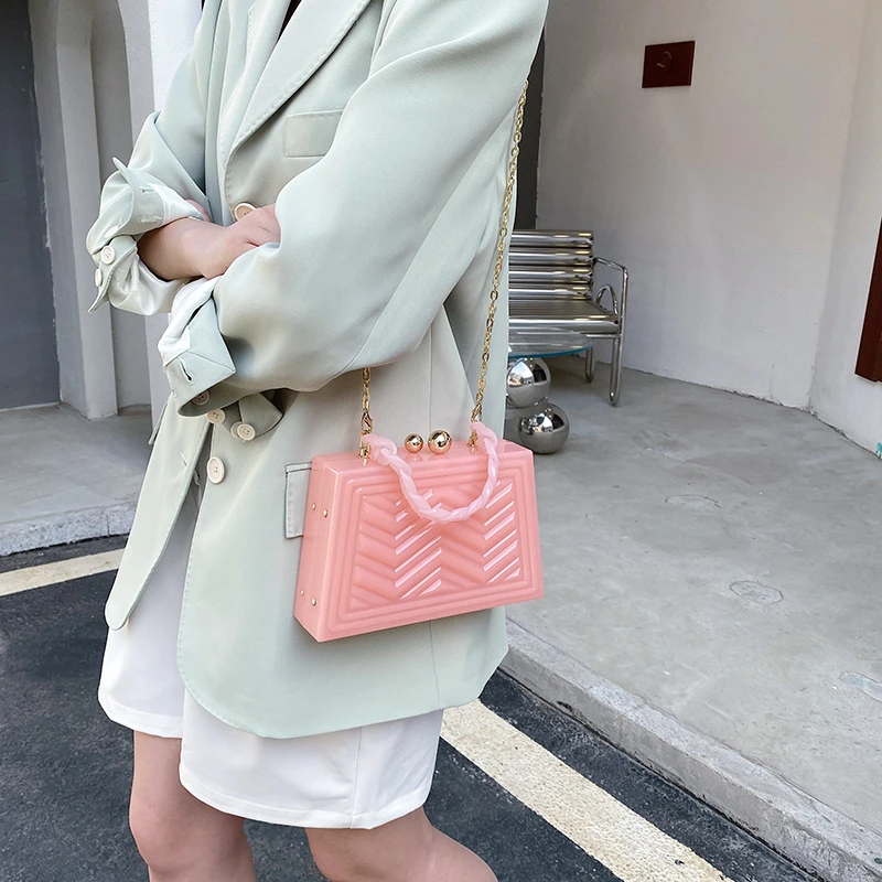 2021 New Luxury Fashion Transparent Acrylic Evening Clutch Bags Women Handbags Ladies Purses PVC Lady Clear Box Purse
2021 New Luxury Fashion Transparent Acrylic Evening Clutch Bags Women Handbags Ladies Purses PVC Lady Clear Box Purse