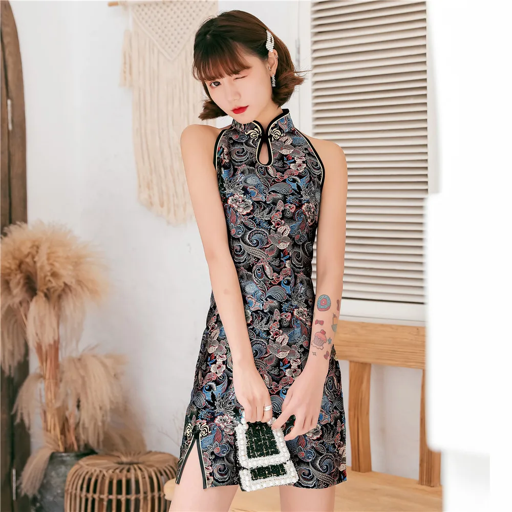NEW Satin Summer New Chinese Dress Vestidso Oversize 3XL Red Traditional Women Sleeveless Sexy Chwongsam Mini Elegant Qipao
NEW Satin Summer New Chinese Dress Vestidso Oversize 3XL Red Traditional Women Sleeveless Sexy Chwongsam Mini Elegant Qipao