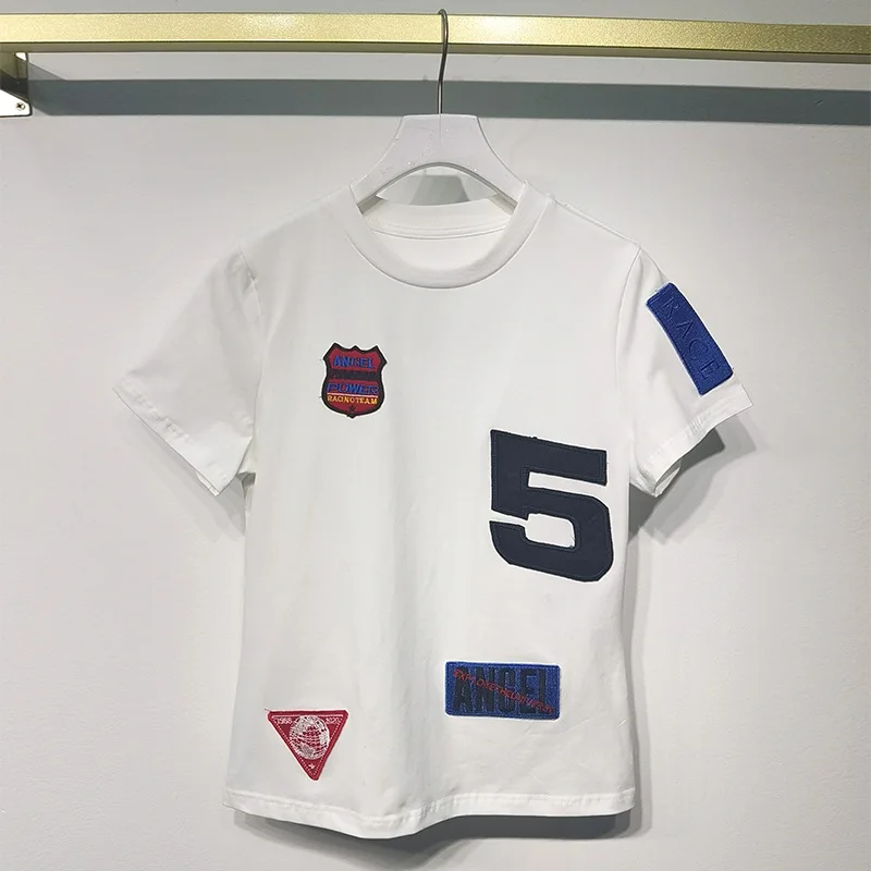 2021 New Summer White Ladies T-shirt Loose Fashion Embroidery Female Tee Casual Elegant High Quality Women Tops T1044
2021 New Summer White Ladies T-shirt Loose Fashion Embroidery Female Tee Casual Elegant High Quality Women Tops T1044
